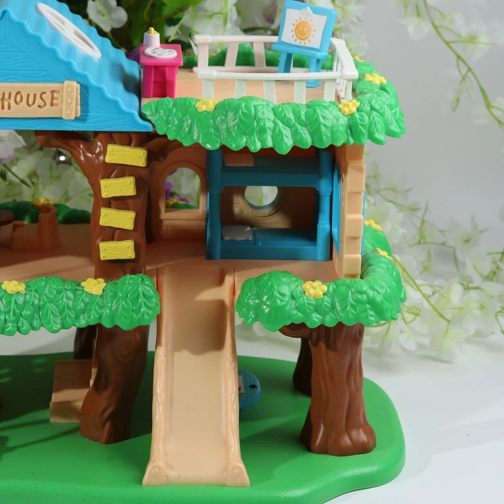Lakeshore Learning Clubhouse Treehouse Playset with Slide and Lift Toy